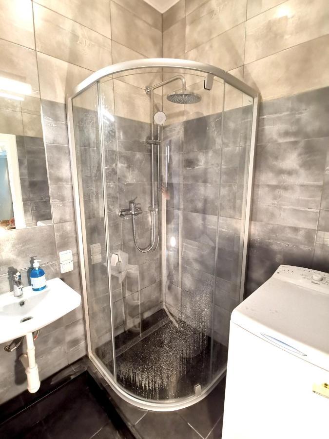 Lacplesa Downtown New 2-Bedroom Apartment Riga Kültér fotó